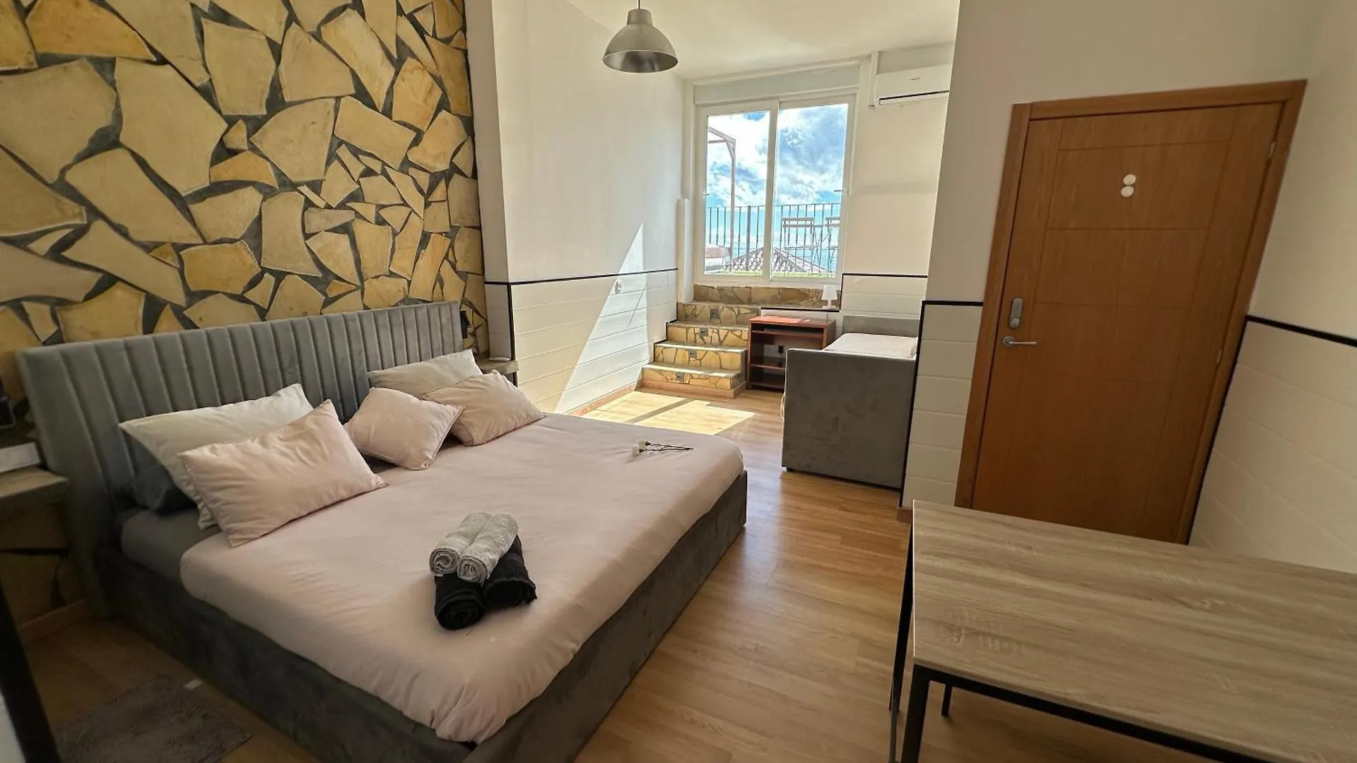 Habitación en casa particular Rooms In Seafront Villa Málaga