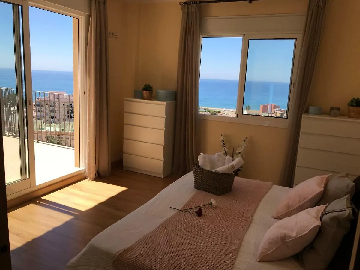 Habitación en casa particular Rooms In Seafront Villa Málaga España